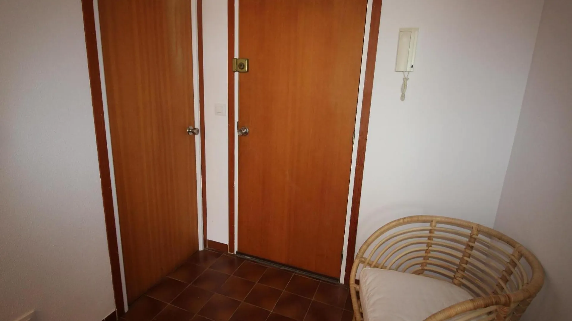 Mistral - Apartamento Acogedor, Luminoso Y De Ambiente Moderno Con Terraza Vista Mar. - Es-228-143 Llanca